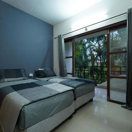 Local Nr Green Woods 班加罗尔 外观 照片